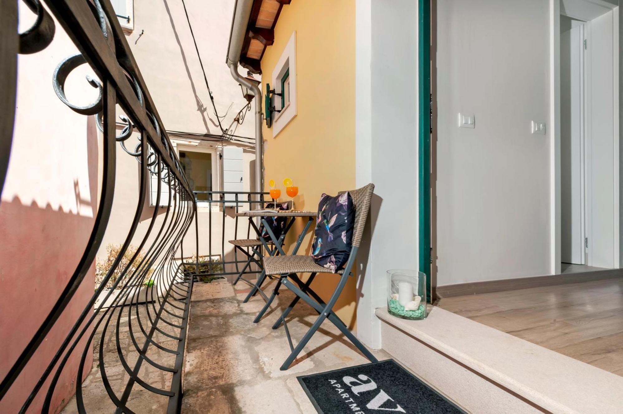 Yellow House Rovinj Room photo